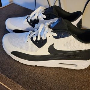 Sold - Nike Air Max 90